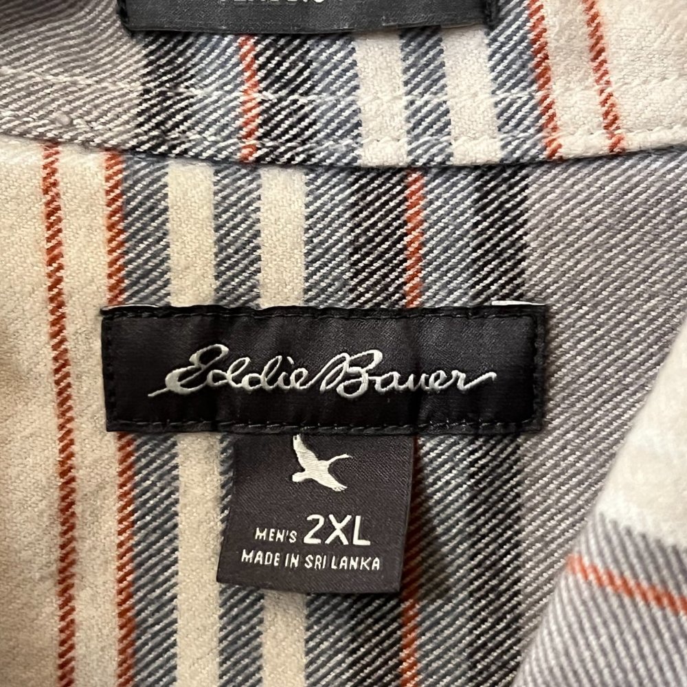 Eddie Bauer Men's Button Down Shirt Beige Plaid Flannel Long Sleeve Size 2XL - Picture 5 of 8